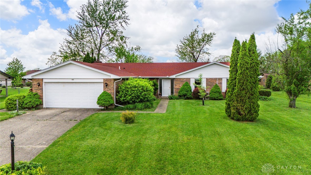 1529 Creekside Road, Amelia, Ohio image 1