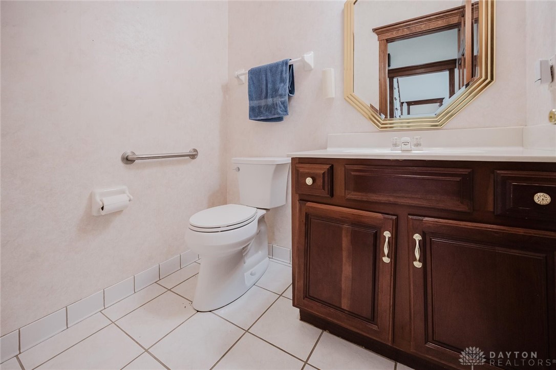 5770 Chapel Heights Lane, Colerain Township, Ohio image 30