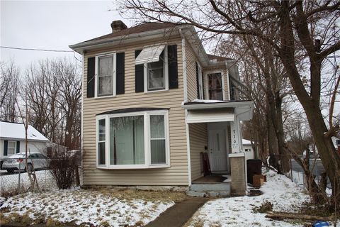 Photo of 770 W State Street, Springfield, OH 45506 (MLS # 953478)