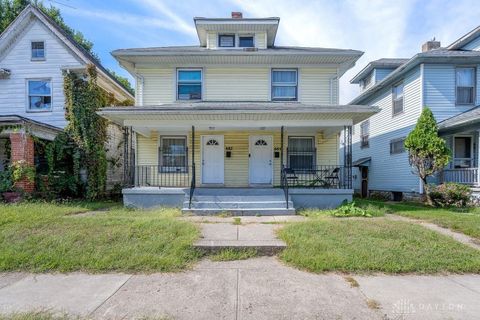 Photo of 687 Randolph Street #685, Dayton, OH 45417 (MLS # 946529)