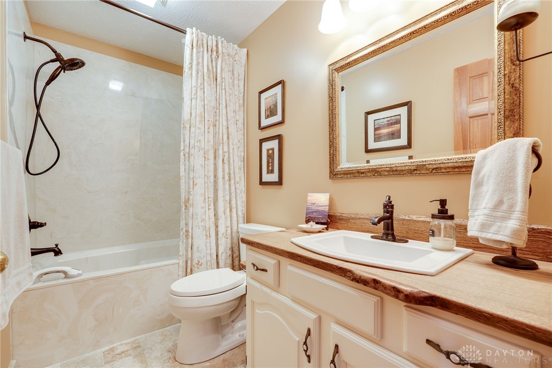 4459 Thornview Drive, Morrow, Ohio image 26