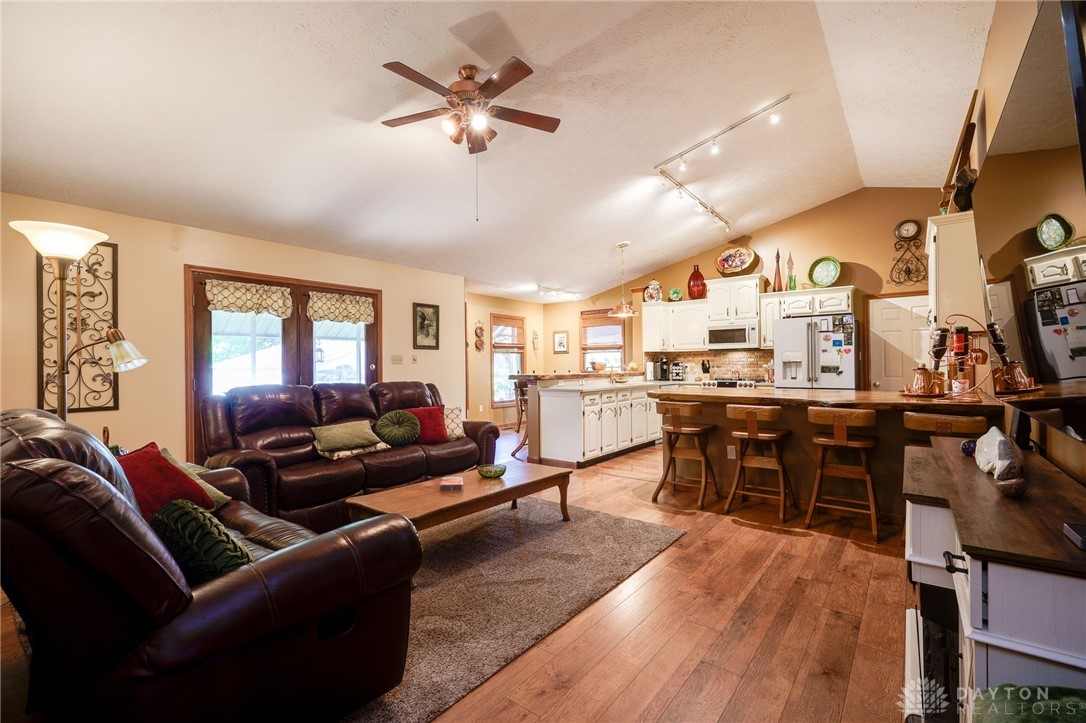 4459 Thornview Drive, Morrow, Ohio image 23
