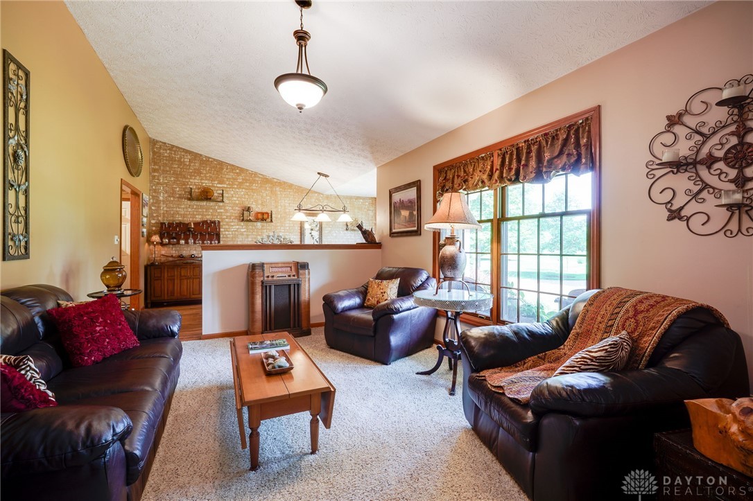 4459 Thornview Drive, Morrow, Ohio image 9