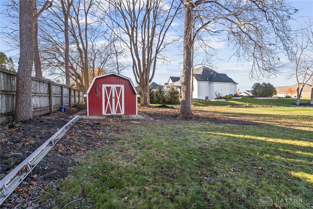 188 Windmere Drive, Troy, Ohio image 35