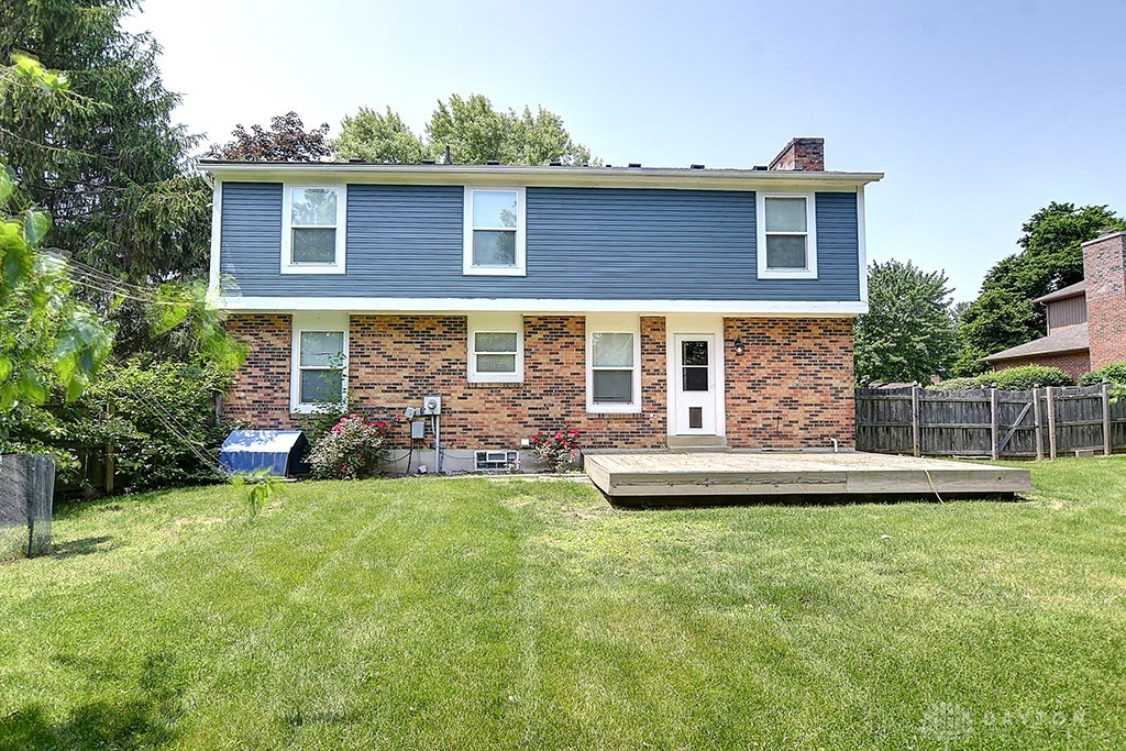 510 Royal Springs Drive, Springboro, Ohio image 41