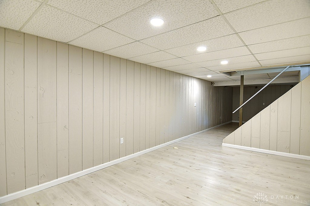 510 Royal Springs Drive, Springboro, Ohio image 35