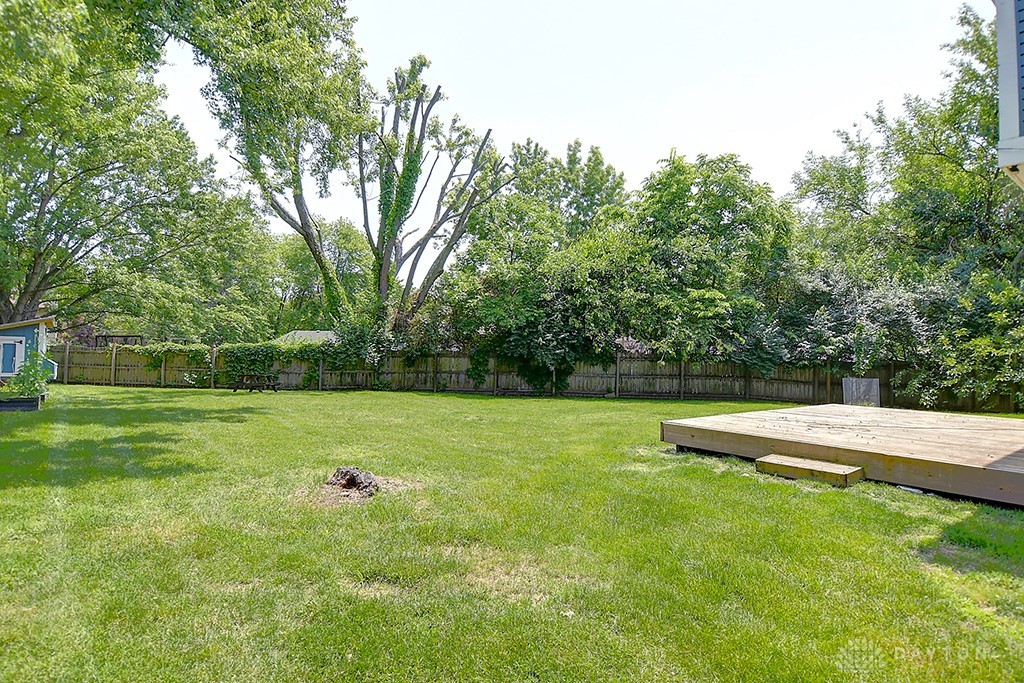 510 Royal Springs Drive, Springboro, Ohio image 39