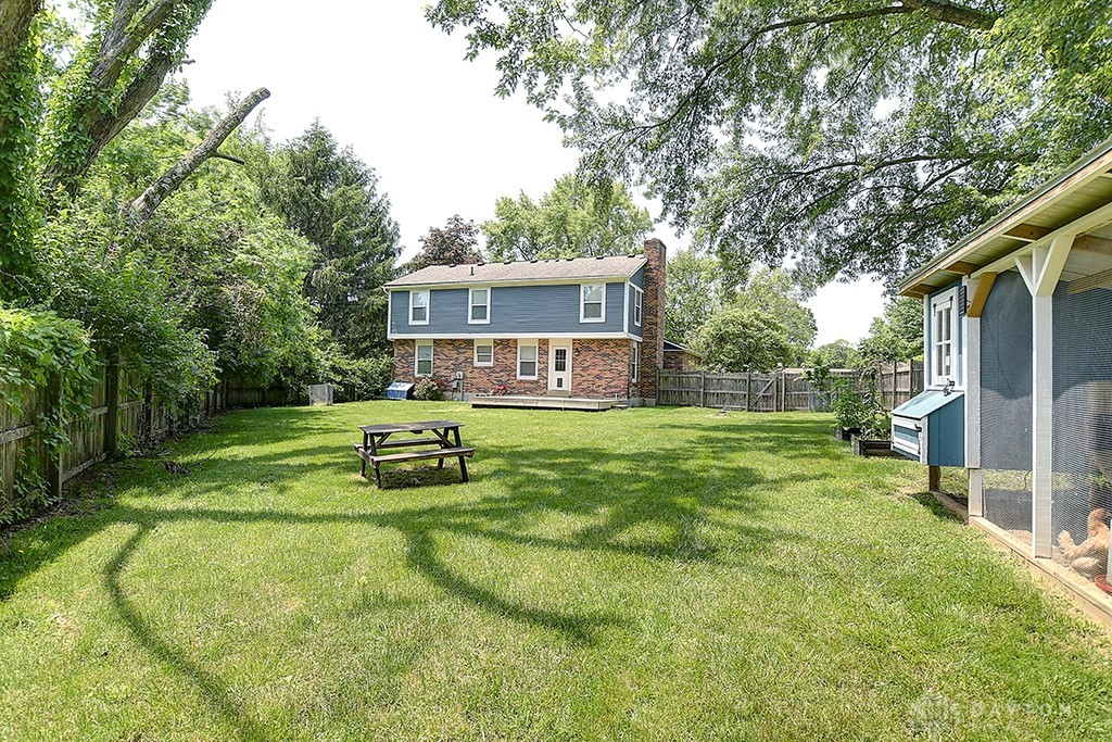 510 Royal Springs Drive, Springboro, Ohio image 40