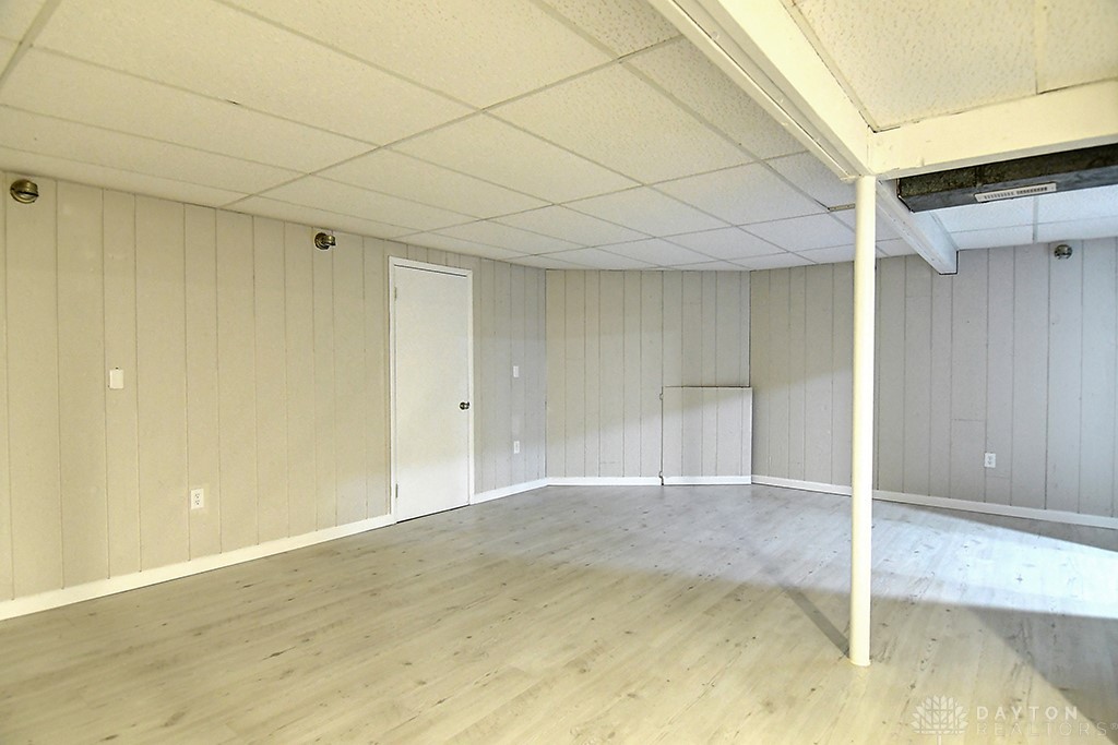 510 Royal Springs Drive, Springboro, Ohio image 36