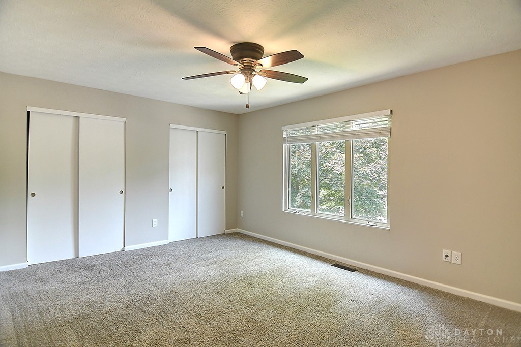 510 Royal Springs Drive, Springboro, Ohio image 22