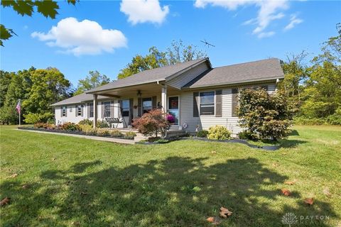 Photo of 4845 E Troy Urbana Road, Casstown, OH 45312 (MLS # 945268)