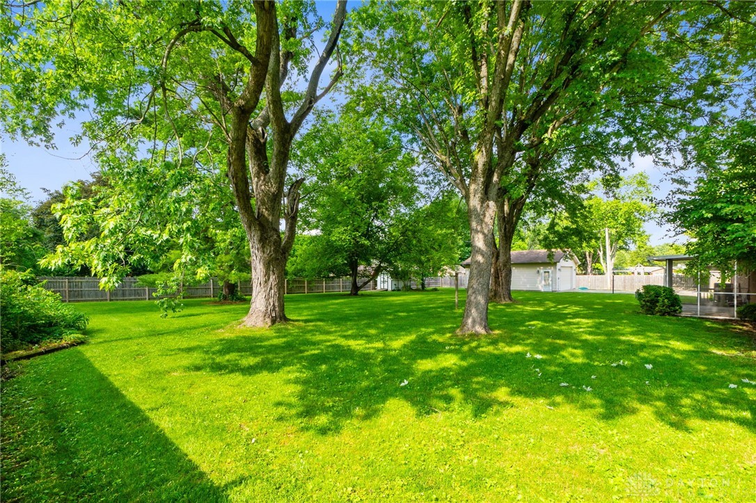 3154 Creekside Drive, Beavercreek, Ohio image 35