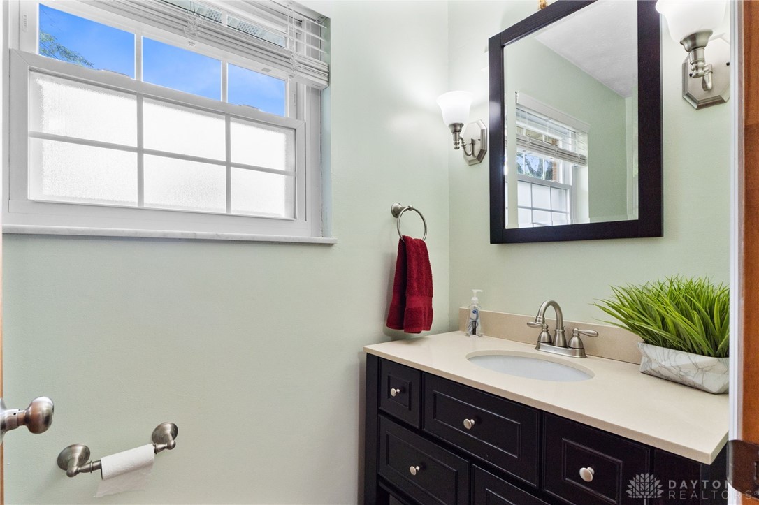 3154 Creekside Drive, Beavercreek, Ohio image 30