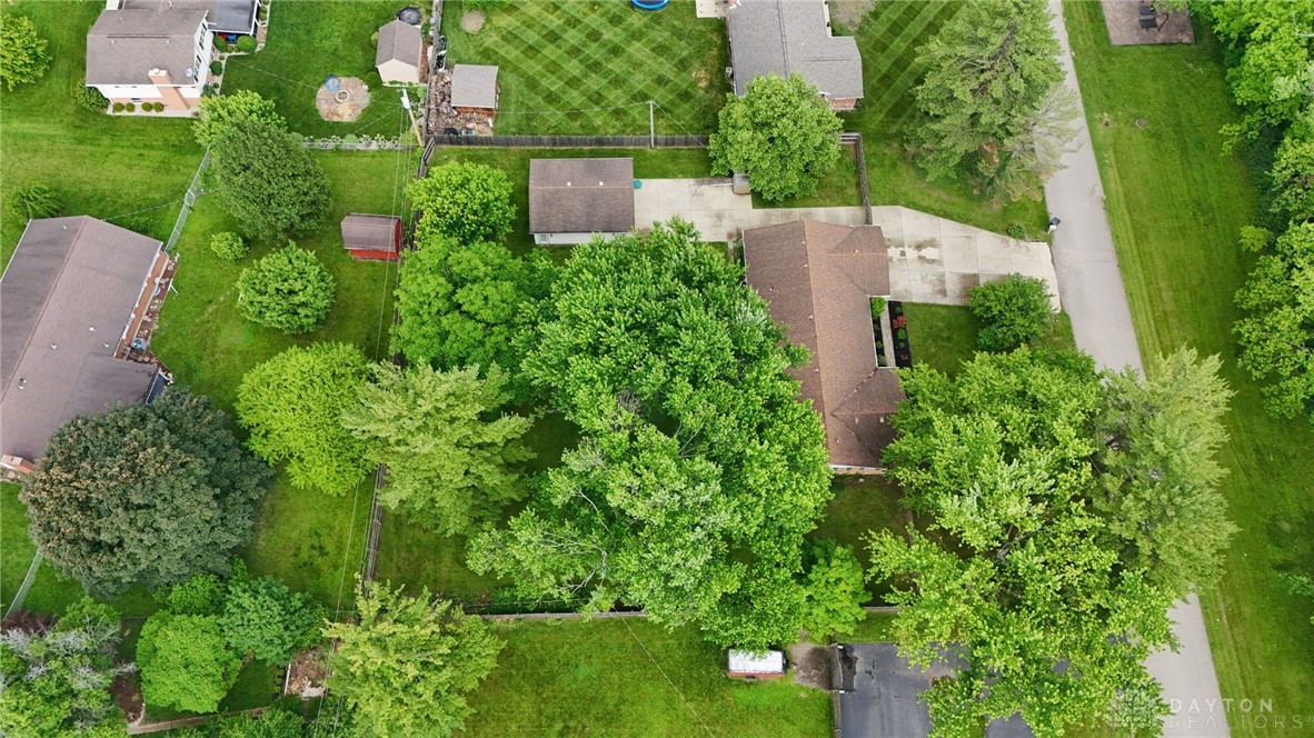 3154 Creekside Drive, Beavercreek, Ohio image 50