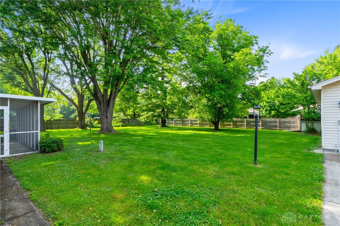 3154 Creekside Drive, Beavercreek, Ohio image 41