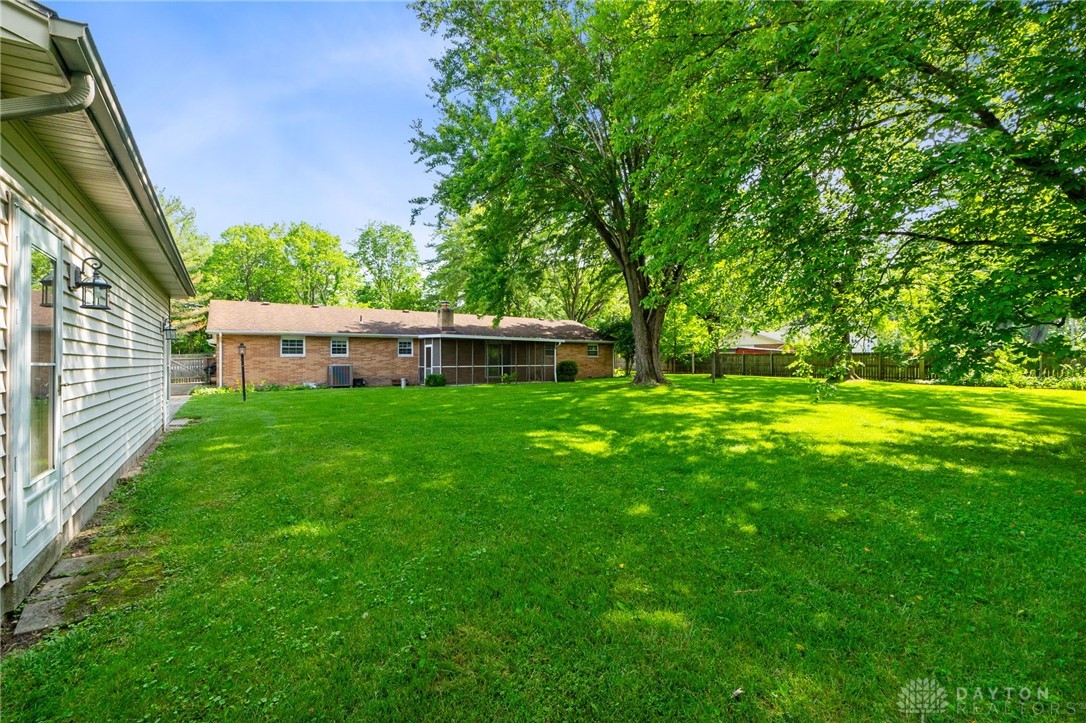 3154 Creekside Drive, Beavercreek, Ohio image 39