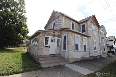 Photo of 150 S Main Street, Miamisburg, OH 45342 (MLS # 941979) Photo of 150 S Main Street, Miamisburg, OH 45342 (MLS # 941979)