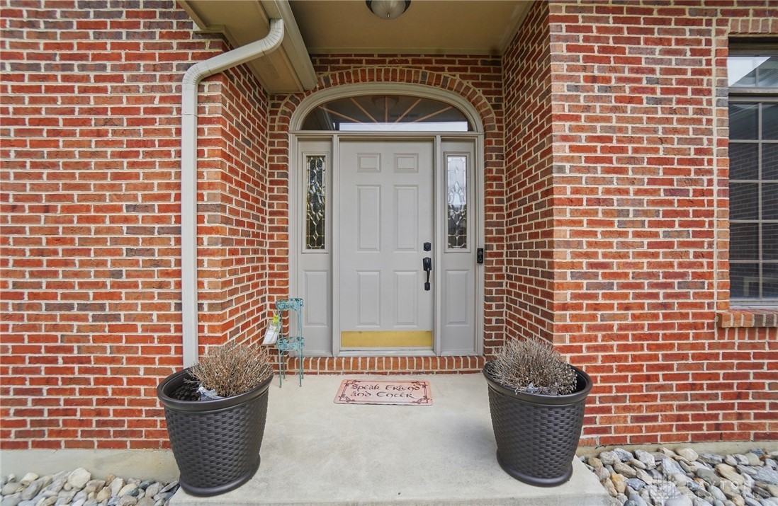 214 Shelford Way, Beavercreek, Ohio image 2