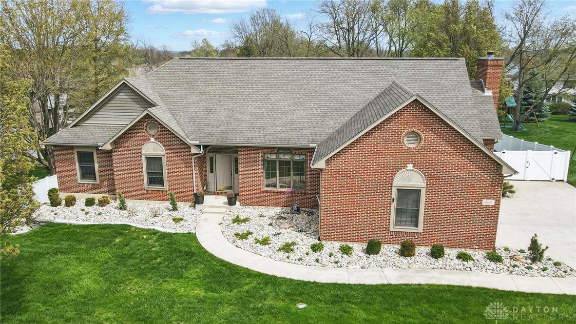 214 Shelford Way, Beavercreek, Ohio image 1