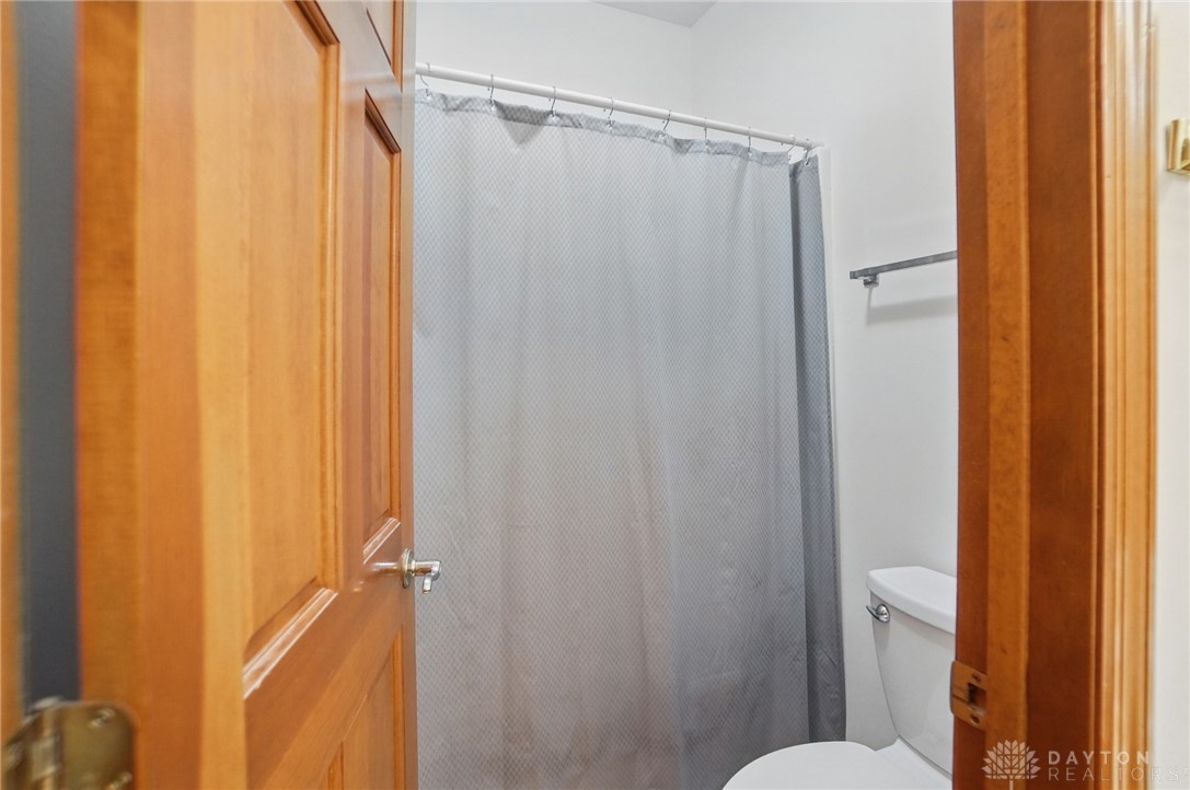 214 Shelford Way, Beavercreek, Ohio image 32