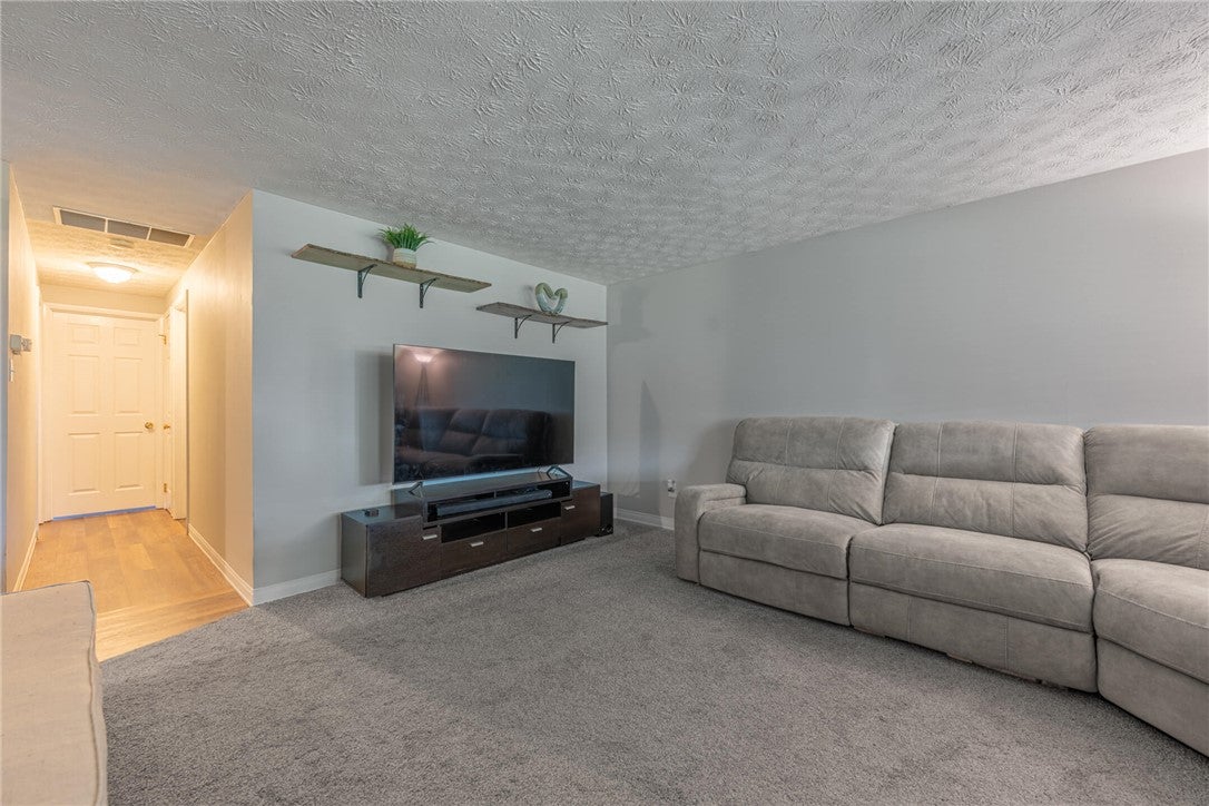 1324 Mapleridge Drive