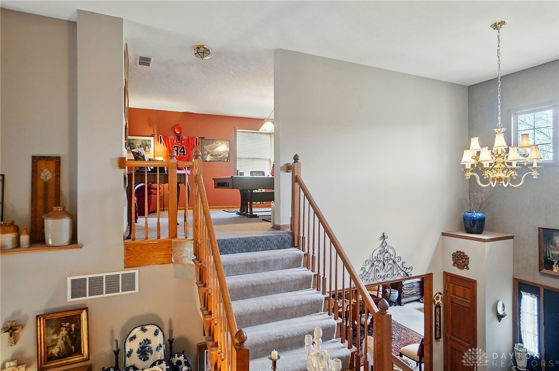 3883 Maplegrove Lane, Beavercreek, Ohio image 47