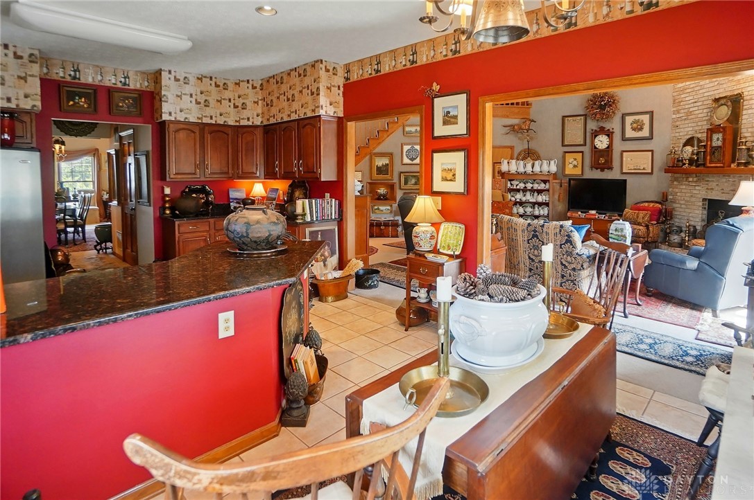 3883 Maplegrove Lane, Beavercreek, Ohio image 11