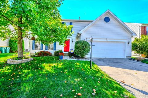 Photo of 145 Kitty Hawk Drive, Springboro, OH 45066 (MLS # 944852)