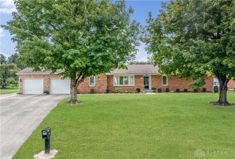 Homes For Sale - 121 New Haven Drive<br/> Urbana, OH 43078