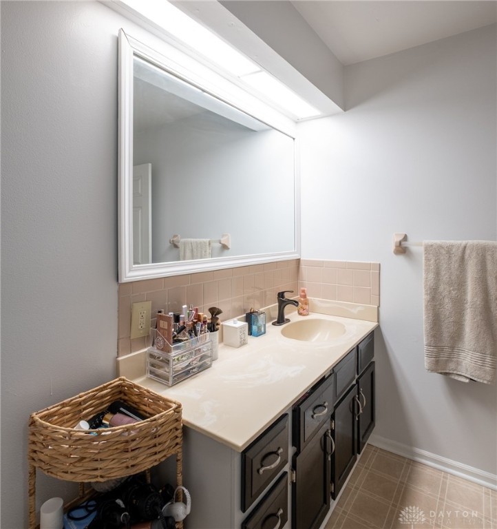 2155 Shenandoah Drive, Troy, Ohio image 23