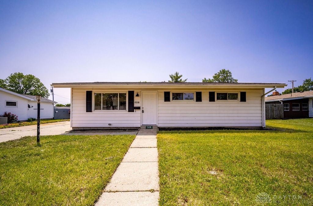528 Kirk Lane, Troy, Ohio image 1