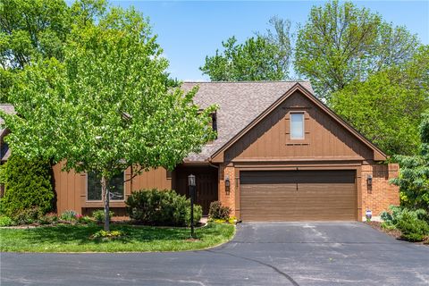 Photo of 587 Cottingwood Court, Kettering, OH 45429 (MLS # 957650)