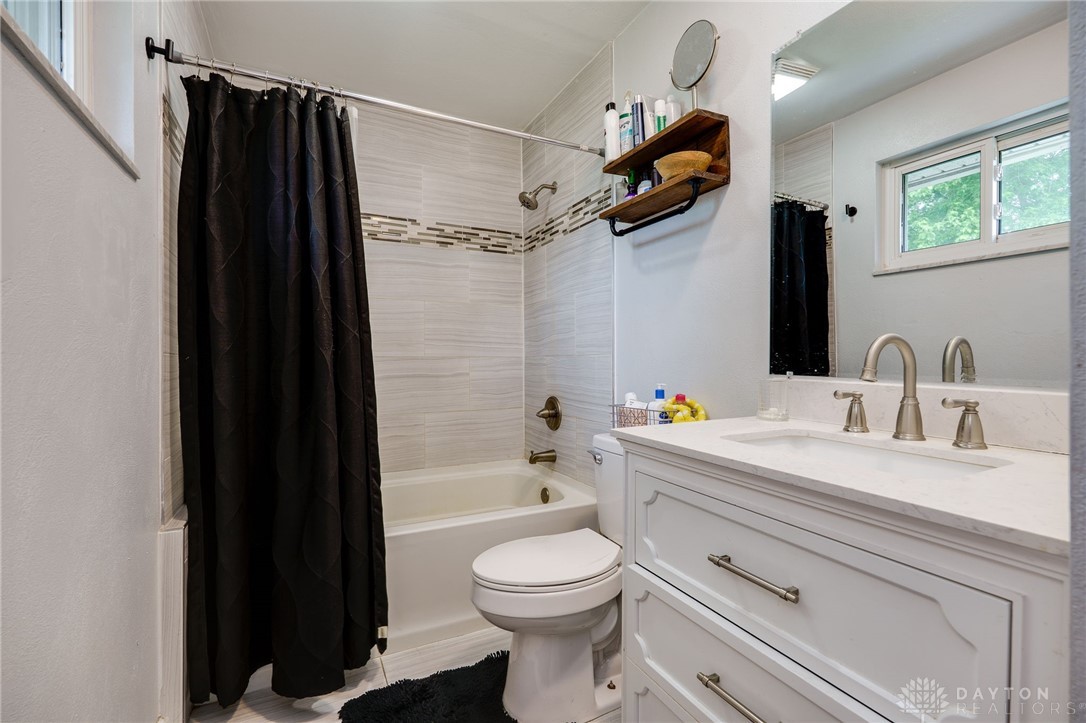 10452 S Union Road, Miamisburg, Ohio image 25