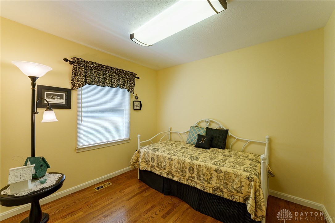 1150 Cloverdale Drive, Troy, Ohio image 14
