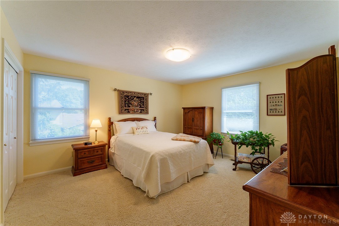 1150 Cloverdale Drive, Troy, Ohio image 18