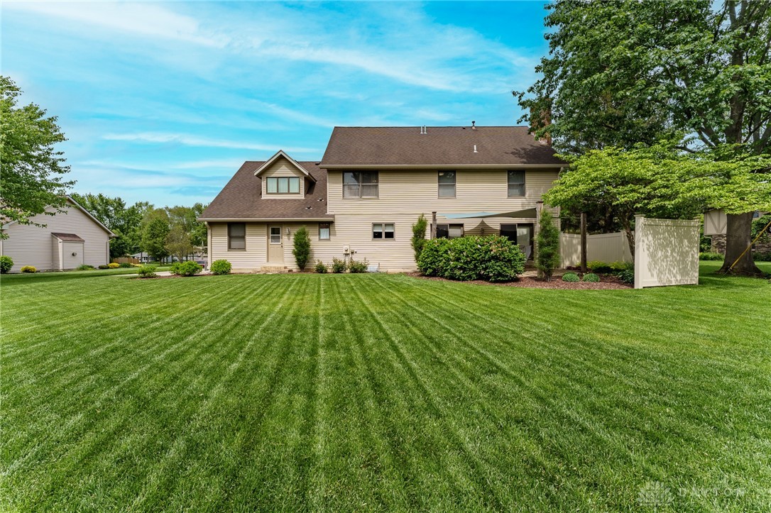 1150 Cloverdale Drive, Troy, Ohio image 37