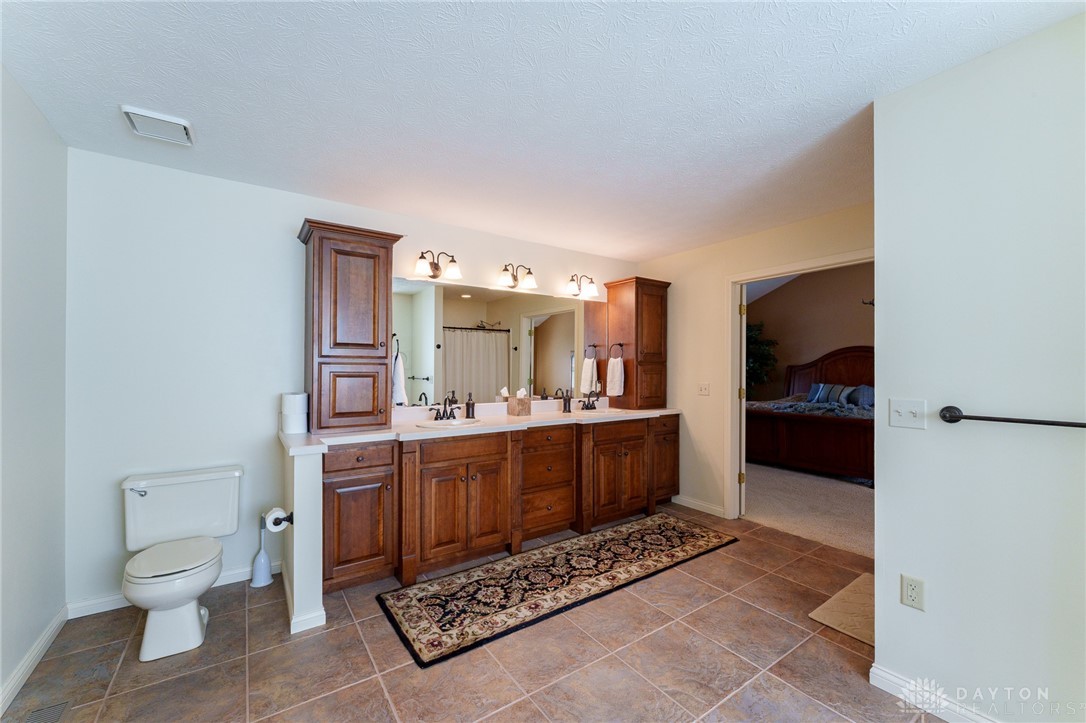 1150 Cloverdale Drive, Troy, Ohio image 23