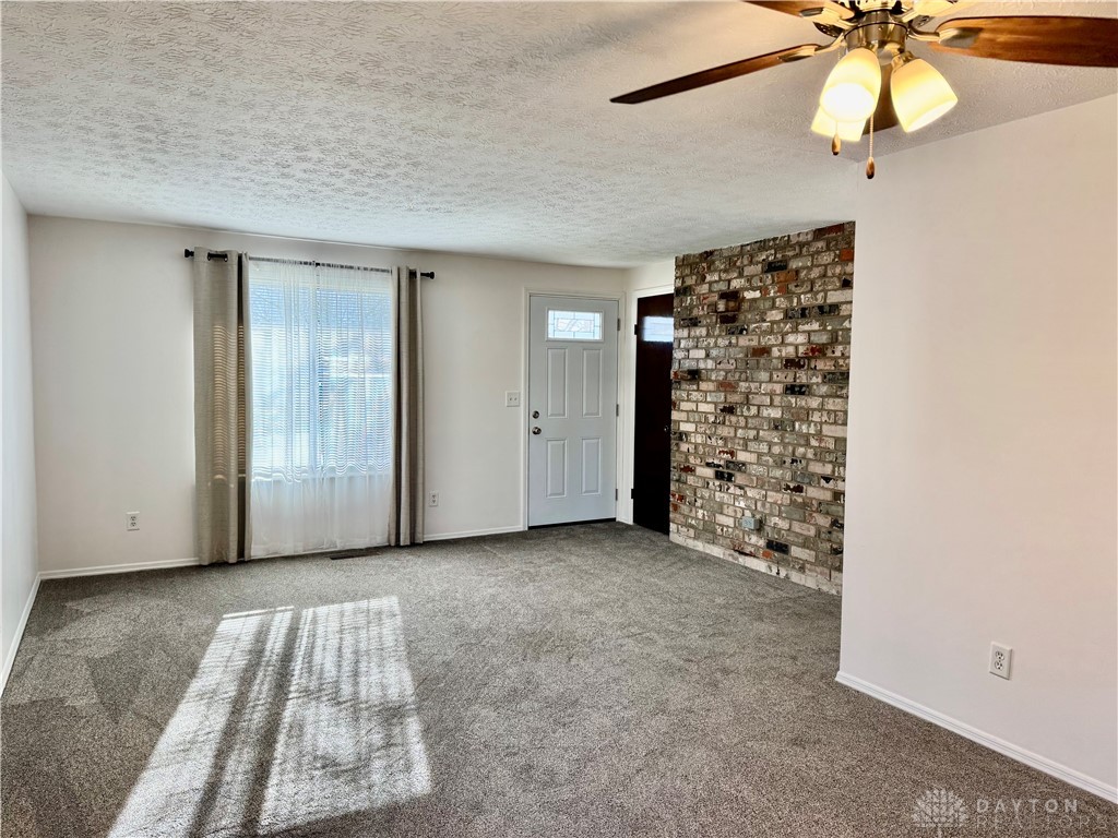 4845 Flagstone Court, Dayton, Ohio image 3