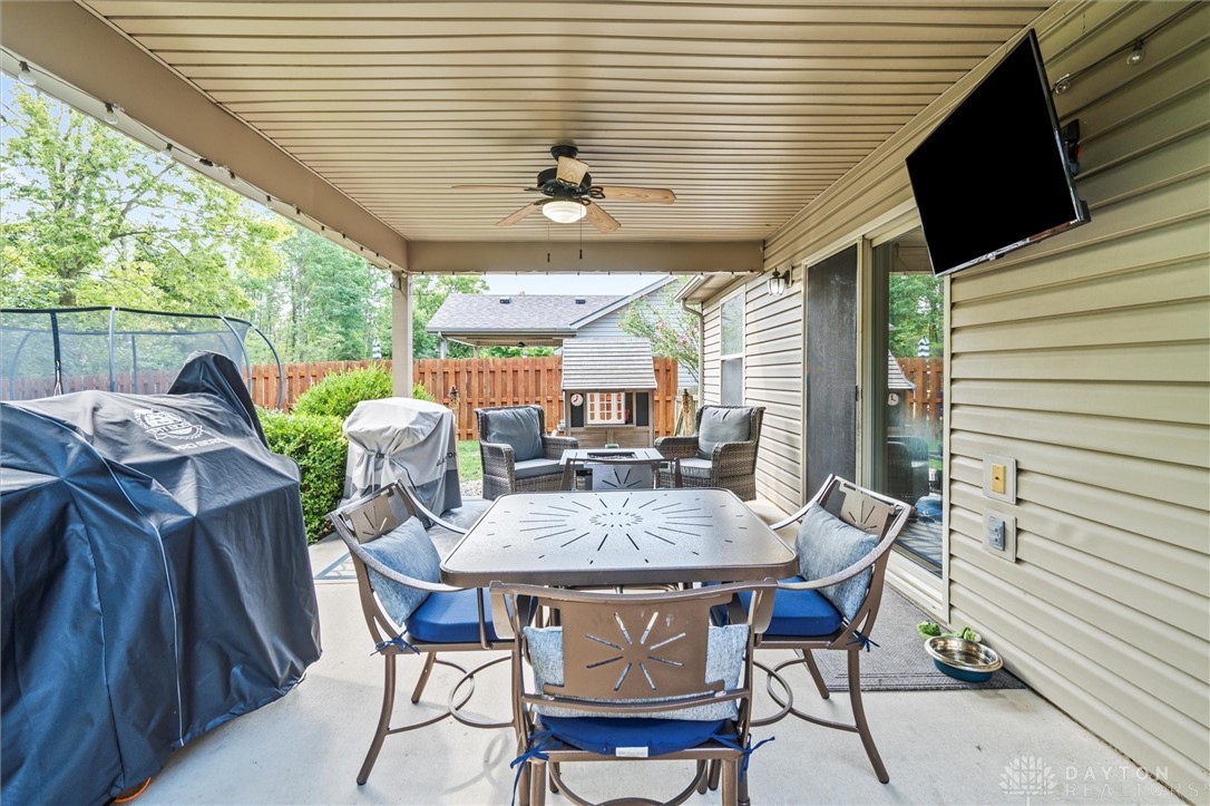 2581 Huntington Drive, Troy, Ohio image 36