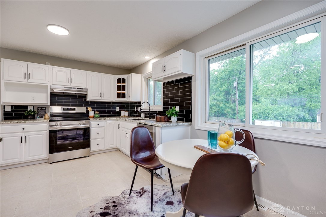 3441 Sunnyside Dr, Beavercreek, Ohio image 15