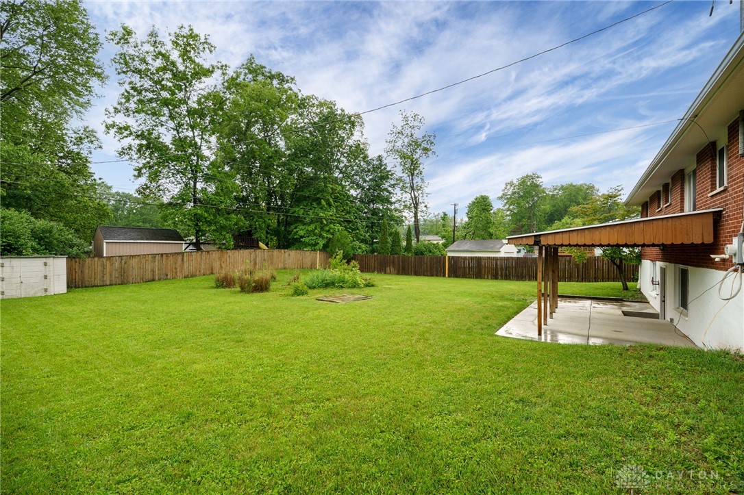 3441 Sunnyside Dr, Beavercreek, Ohio image 32