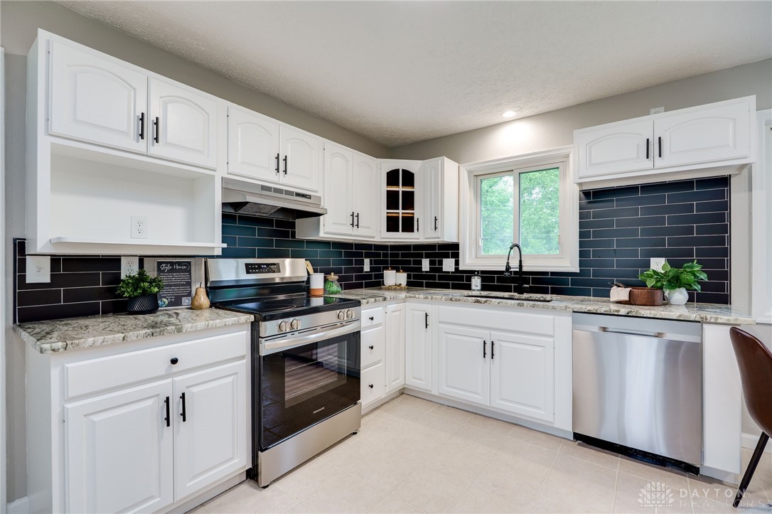 3441 Sunnyside Dr, Beavercreek, Ohio image 44