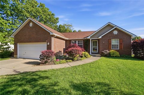 Photo of 640 Maxwell Court, Germantown, OH 45327 (MLS # 959322)