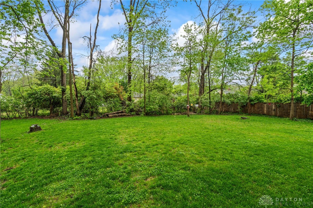 2919 Forest Glen Court, Beavercreek, Ohio image 46