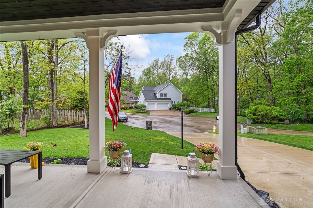 2919 Forest Glen Court, Beavercreek, Ohio image 4