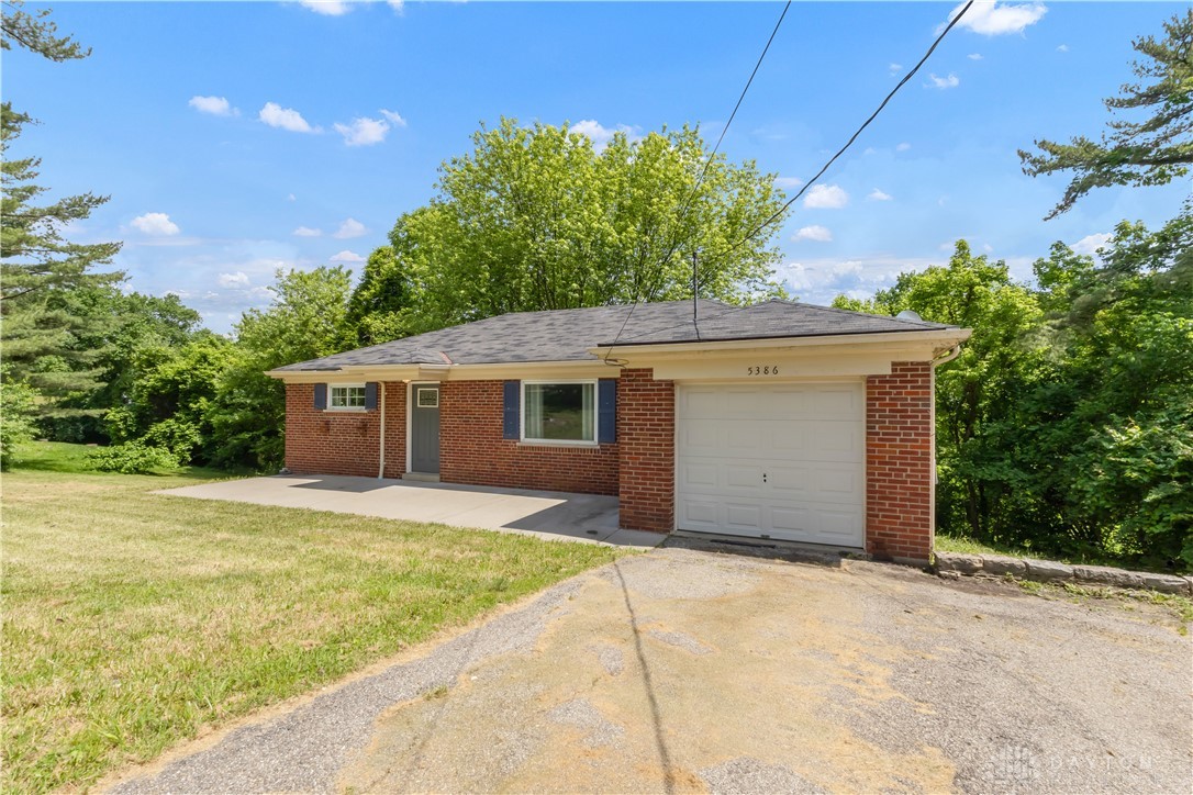 5386 Day Road, Colerain Twp, Ohio image 2