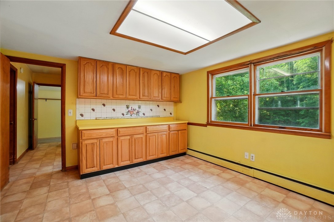 8020 E New Carlisle Road, New Carlisle, Ohio image 16