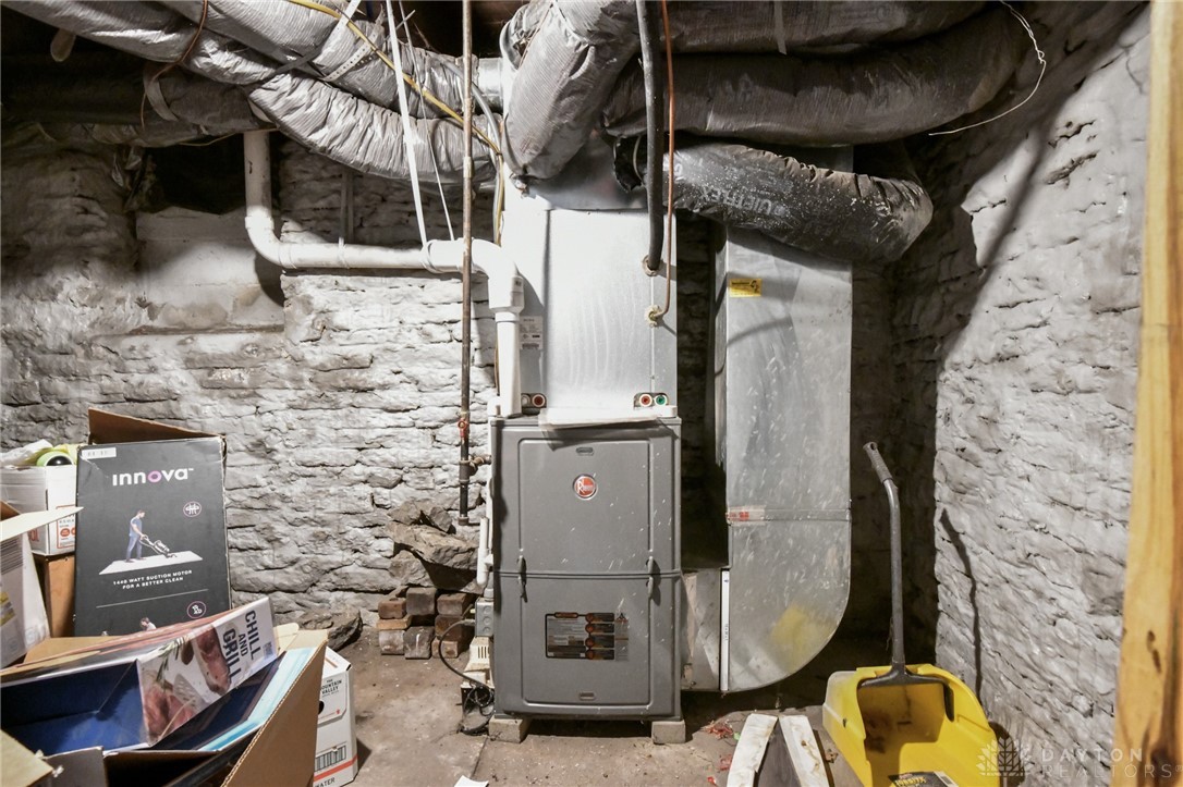 Miamisburg, Ohio 45342, United States, 3 Bedrooms Bedrooms, ,2 BathroomsBathrooms,Residential,Pending,165624