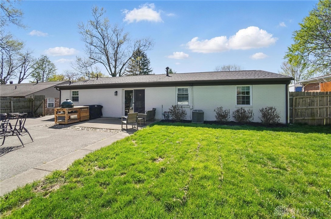 2110 S Lakeman Drive, Bellbrook, Ohio image 41