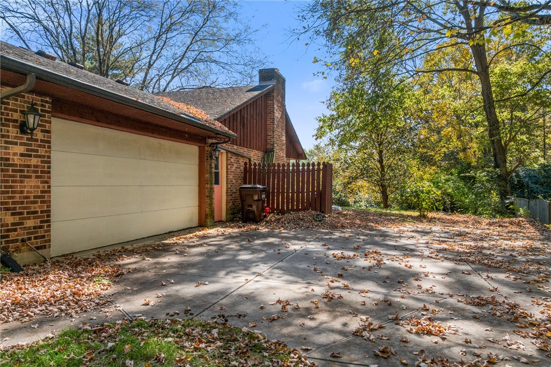 2933 Stauffer Drive